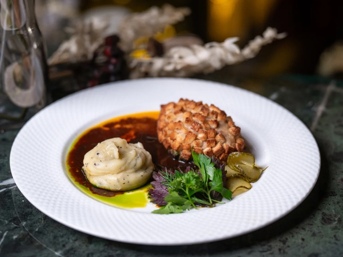 Pozharsky chicken cutlet with truffle mash at LETO Restaurant Guangzhou