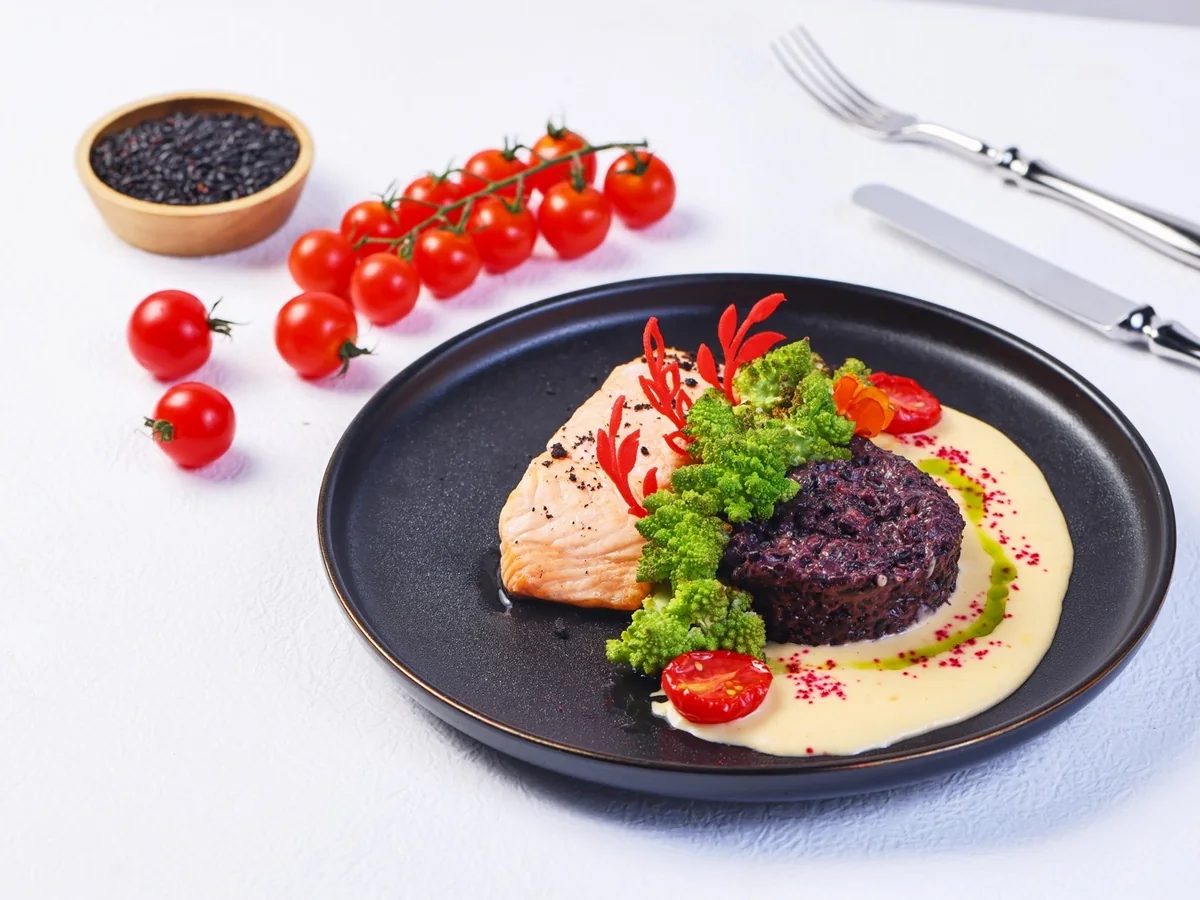 Salmon Steak with Black Risotto and Parmesan at LETO Restaurant in Guangzhou