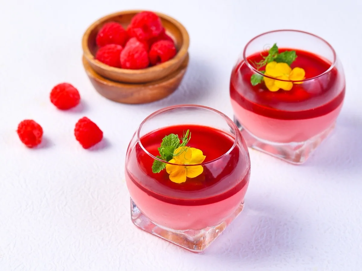 Velvet Raspberry Cheesecake with Jelly at LETO Restaurant in Guangzhou